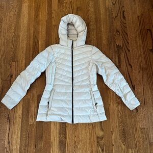32 Degrees Women's Light Gray Puffer Jacket